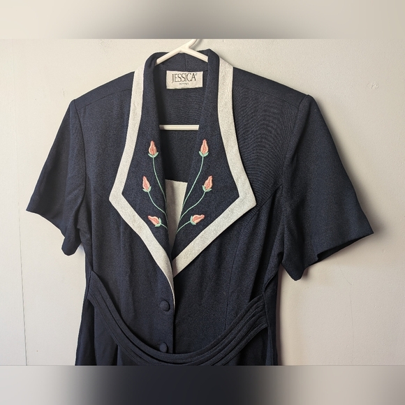 VINTAGE Jessica Women Dress Size 10 Petite Made In Canada Floral Navy Blue White - Picture 2 of 12